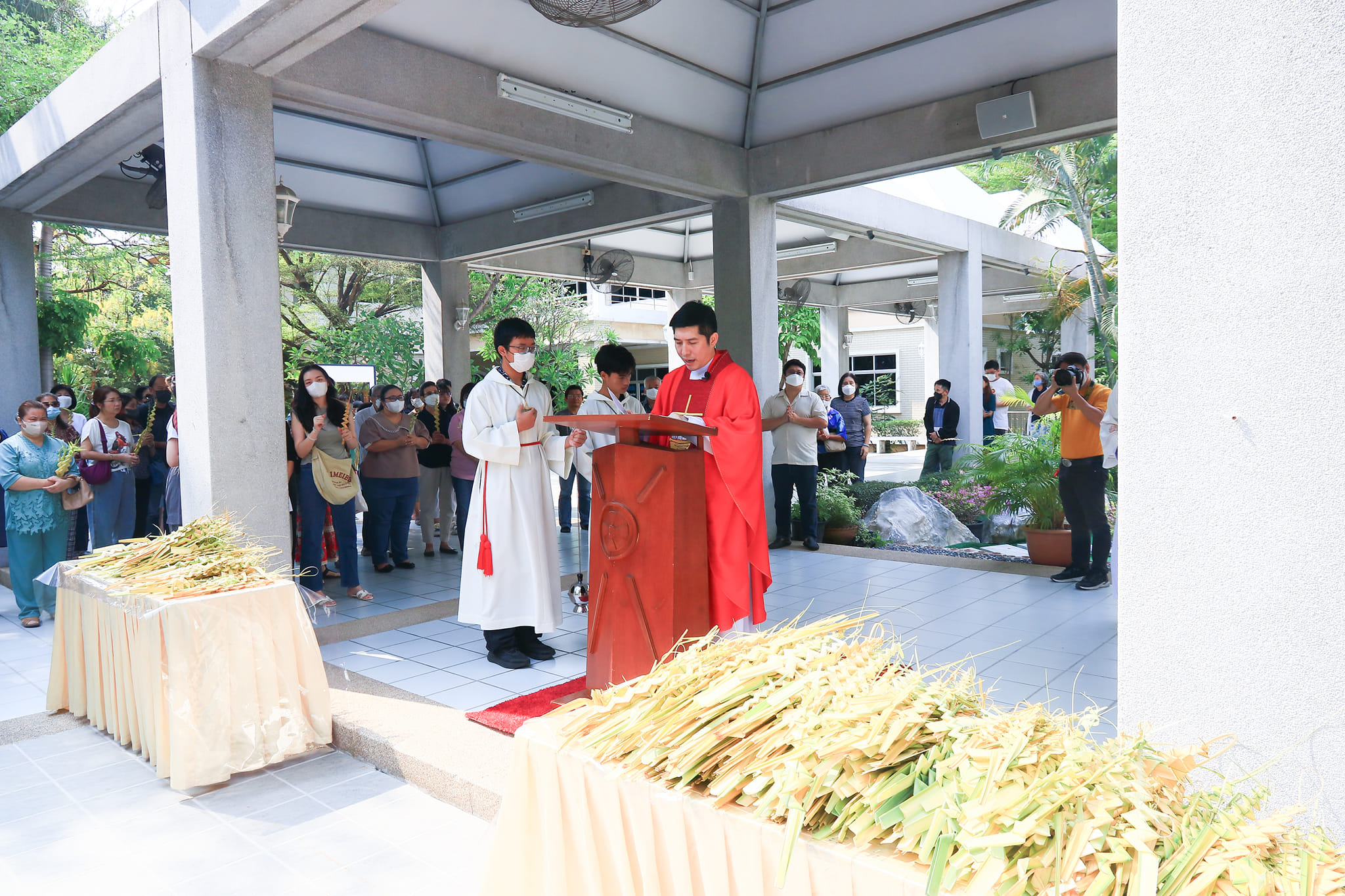 อาทิตย์ใบลานวัดพระมารดานิจจานุเคราะห์ คลองจั่น