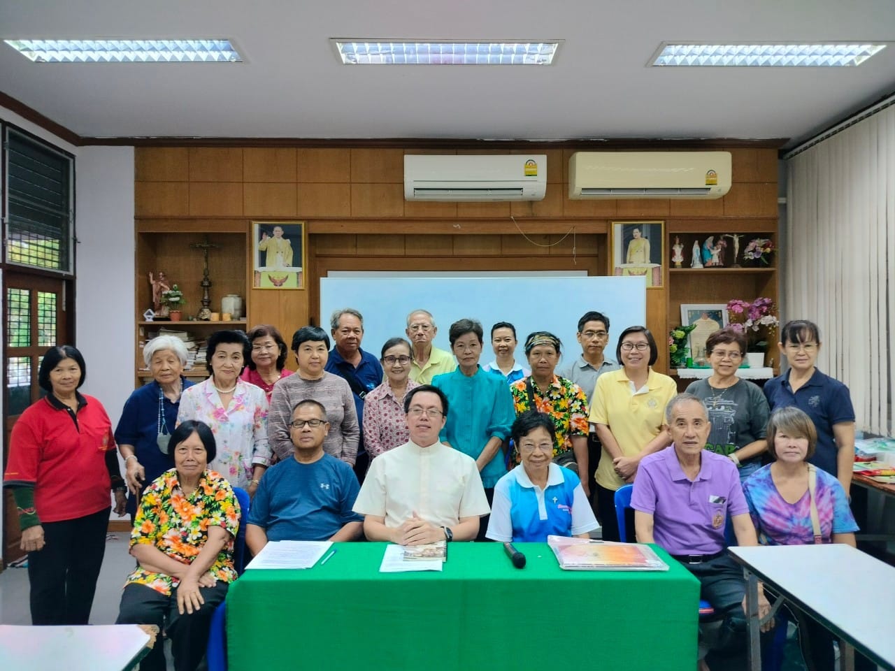 ประชุมคณะกรรมการคูร์ซิลโลแขวงหัวไผ่ วัดนักบุญฟิลิปและยากอบ หัวไผ่